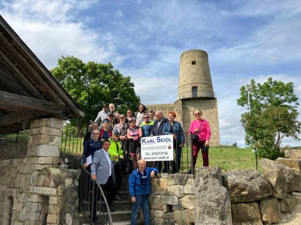 Radtour nach Markgrafneusied - Kirchenruine St. Martin