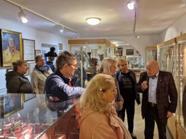 Führung im Napoleonmuseum vom Mitbegründer des einstigen Heimatmuseums Horst Olek