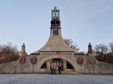 Museum Friedensdenkmal Austerlitz - Mag. Michael Wenzel, Mag. Ondřej Buček, Fritz Quirgst und Mag. Franz Spehn, © Mag. Michael Wenzel