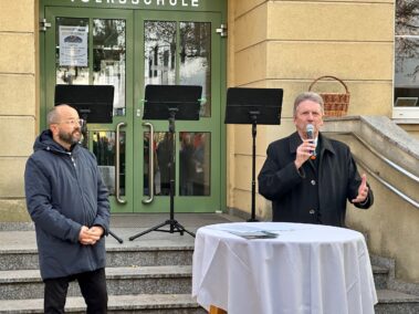 Steine der Erinnerung Deutsch-Wagram, Museumspräsident Friedrich Quirgst, Mag. Heinz Bogner