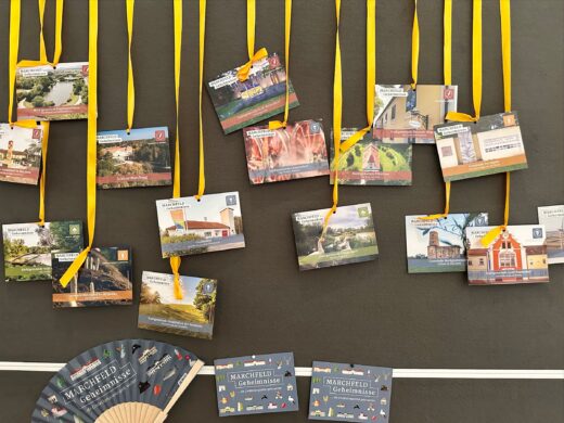 Infokarten zu jedem Marchfeld Geheimnis, Präsentation der Marchfeld Geheimnisse im Schloss Marchegg