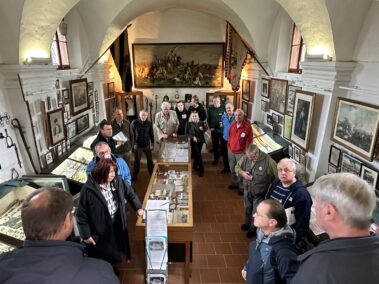 Englische Historikergruppe im Museum Aspern Essling 1809