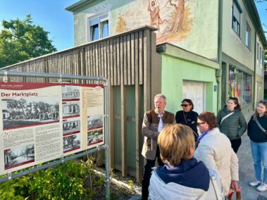 Geschichts- und Stadtführung mit Fritz Quirgst am 9. Mai 2025 - am Marktplatz Deutsch-Wagram