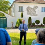 Geschichts- und Stadtführung mit Fritz Quirgst am 13. Juni 2025 - im Angerdorf vor der alten Schmiede