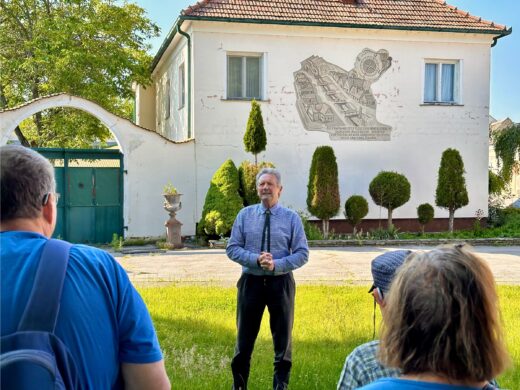 Geschichts- und Stadtführung mit Fritz Quirgst am 13. Juni 2025 - im Angerdorf vor der alten Schmiede