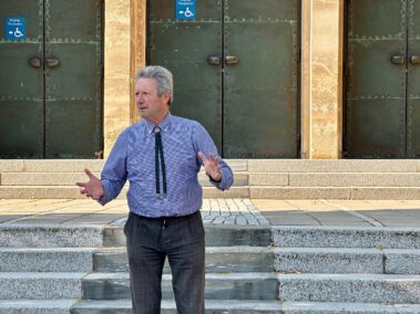 Geschichts- und Stadtführung mit Fritz Quirgst am 13. Juni 2025 - vor der Pfarrkirche