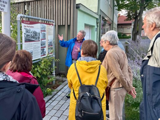 Geschichts- und Stadtführung mit Fritz Quirgst am 12. September 2025 - am Marktplatz Deutsch-Wagram