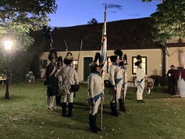 Lange Nacht der Museen in Deutsch-Wagram 2025. Das Infanterieregiment im Museumsgarten.