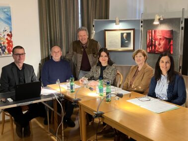 Die Grundherschaften von Deutsch-Wagram. v. l. n. r.: Christian Matula, Alfred Mühl, Museumspräsident Friedrich Quirgst, Katharina Sterl, Christine Strametz, Andrea Wittmann-Achmann