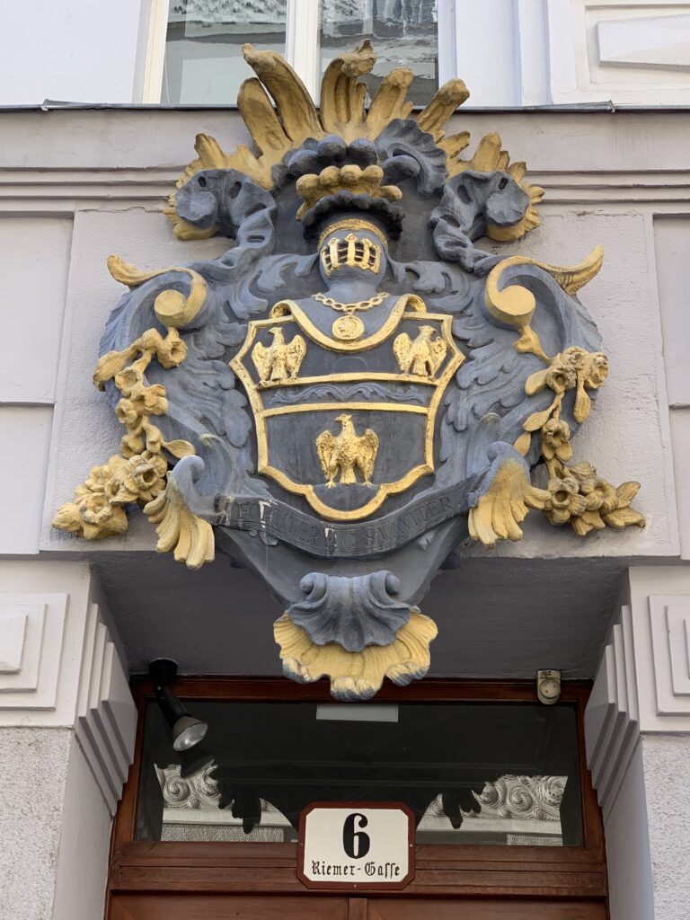 Managetta Wappen Riemergasse 6, Wien