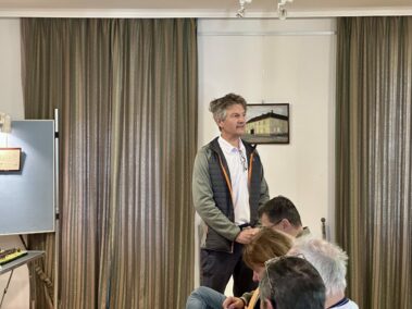 Fredi Prenner beim Vortrag: „Bürger und Bauer gegen Napoleon“ von Mag. Michael Wenzel, Direktor des Napoleonmuseums