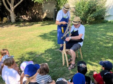 Vom Acker zum Brot: Projekt für Schulkinder im Museumsgarten