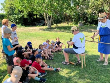 Vom Acker zum Brot: Projekt für Schulkinder im Museumsgarten