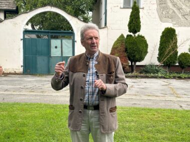 Vor der alten Schmiede in Deutsch-Wagram. Geschichts- und Stadtführung mit Fritz Quirgst am 11.09.2026, © Christian Matula