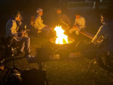 Lagerfeuer im Museumsgarten. Lange Nacht der Museen in Deutsch-Wagram, 2026. © Mag. Franz Spehn